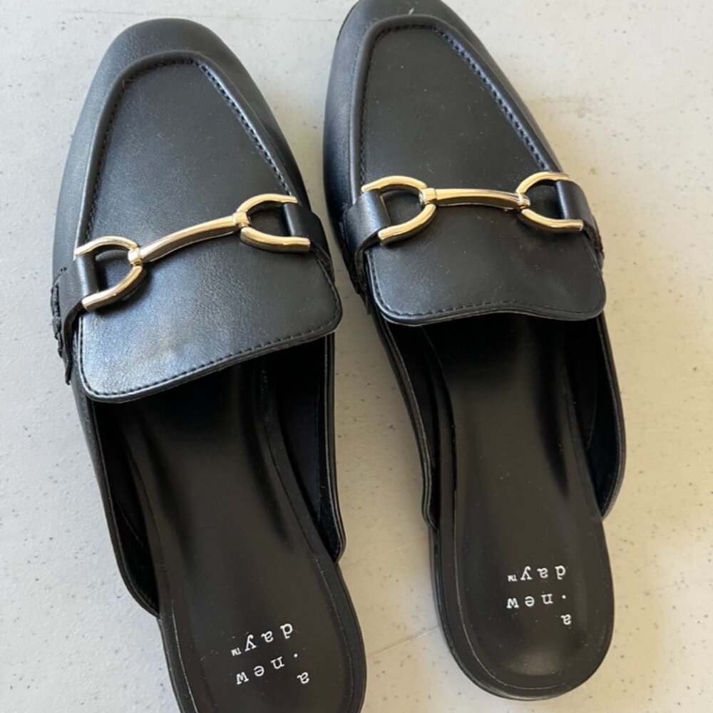 Target New Days black mule flats size 6 1/2